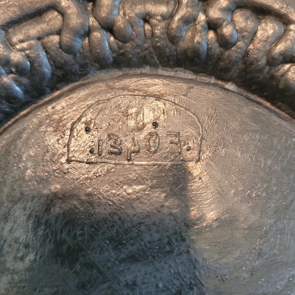 Vintage Pewter Plate. - Picture 5 of 8